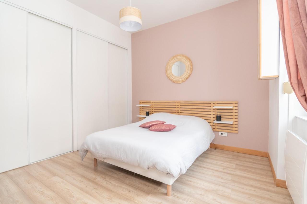 Appartement Cosy Au Centre Ville Avec Garage 샬롱쉬르송 외부 사진
