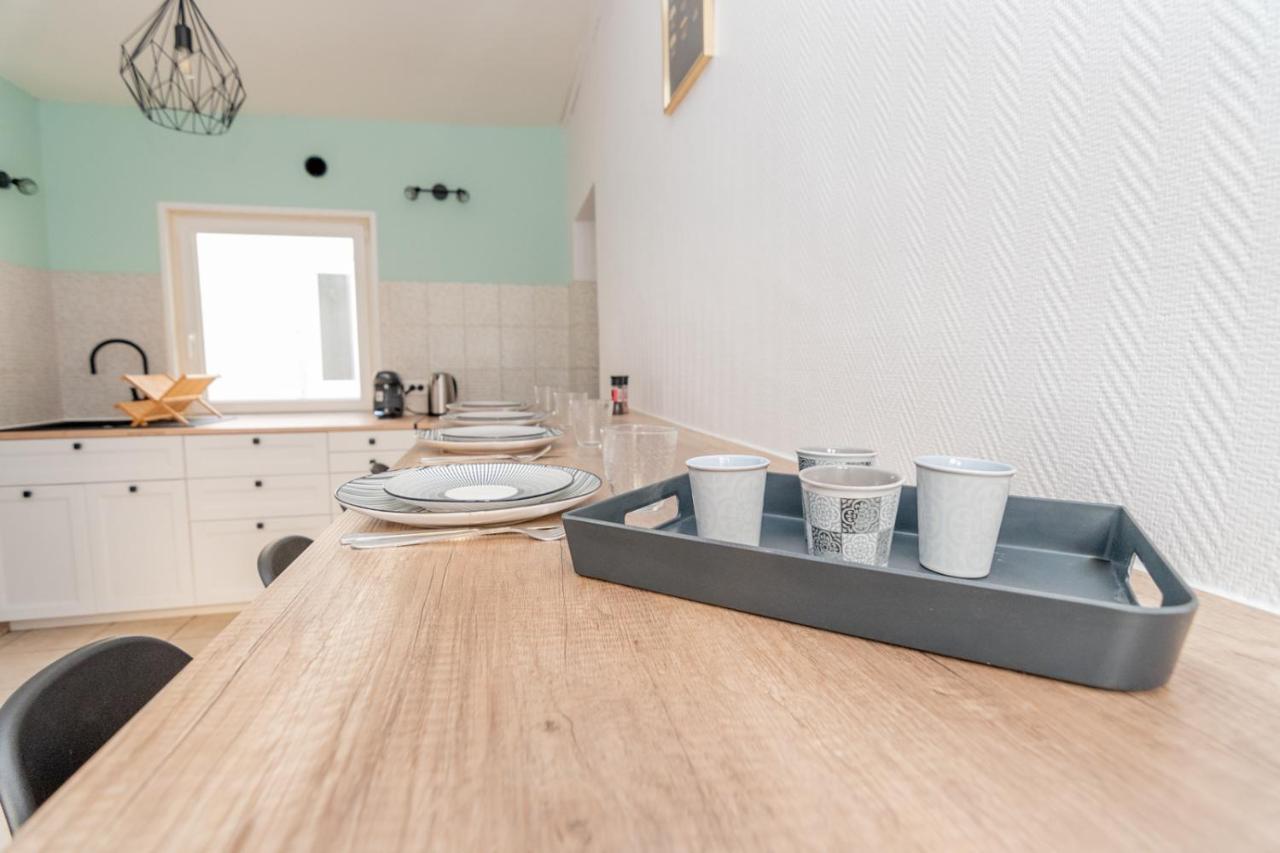 Appartement Cosy Au Centre Ville Avec Garage 샬롱쉬르송 외부 사진