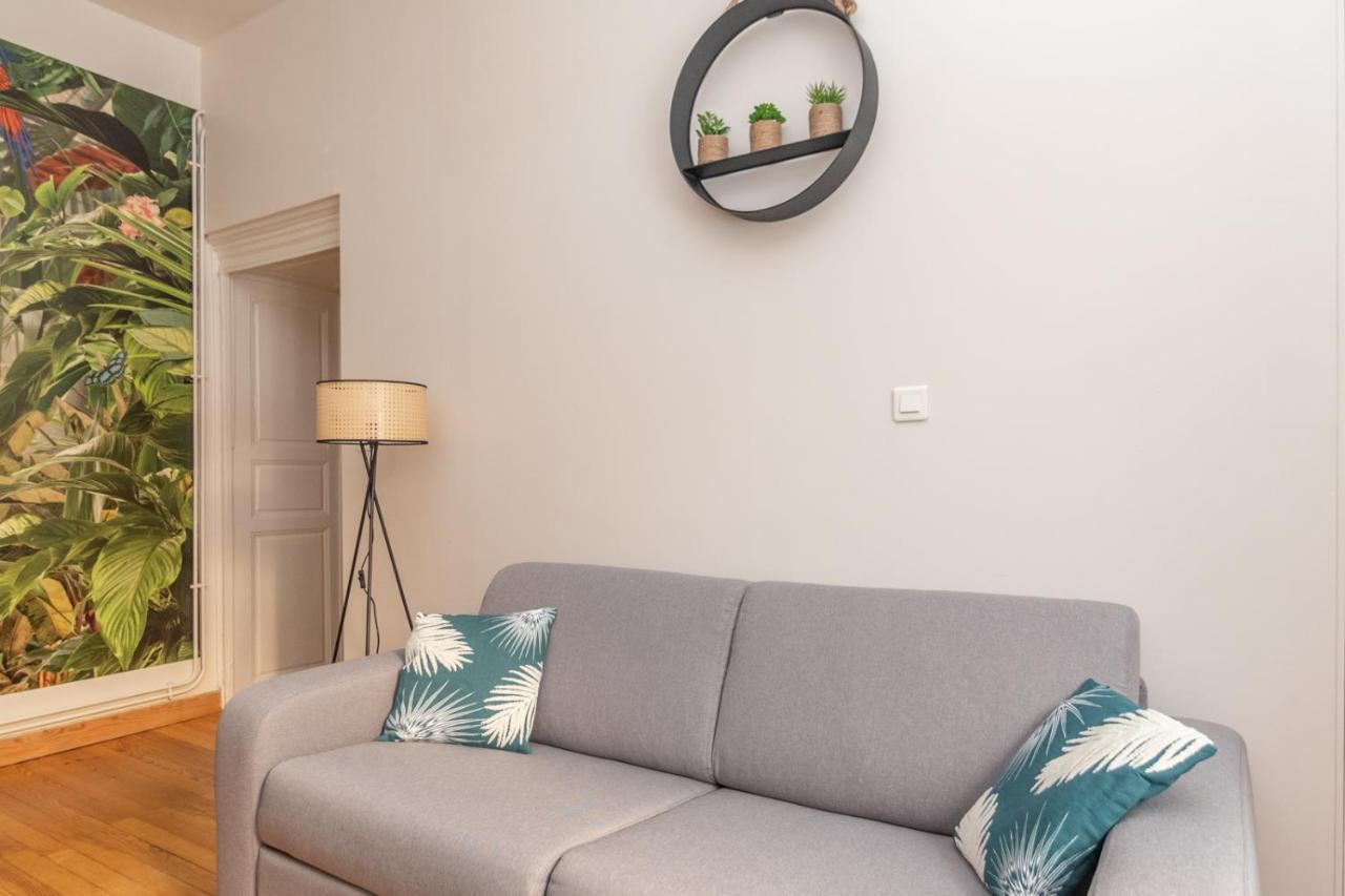 Appartement Cosy Au Centre Ville Avec Garage 샬롱쉬르송 외부 사진