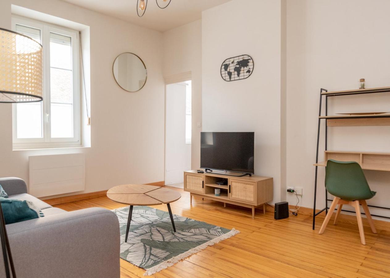 Appartement Cosy Au Centre Ville Avec Garage 샬롱쉬르송 외부 사진