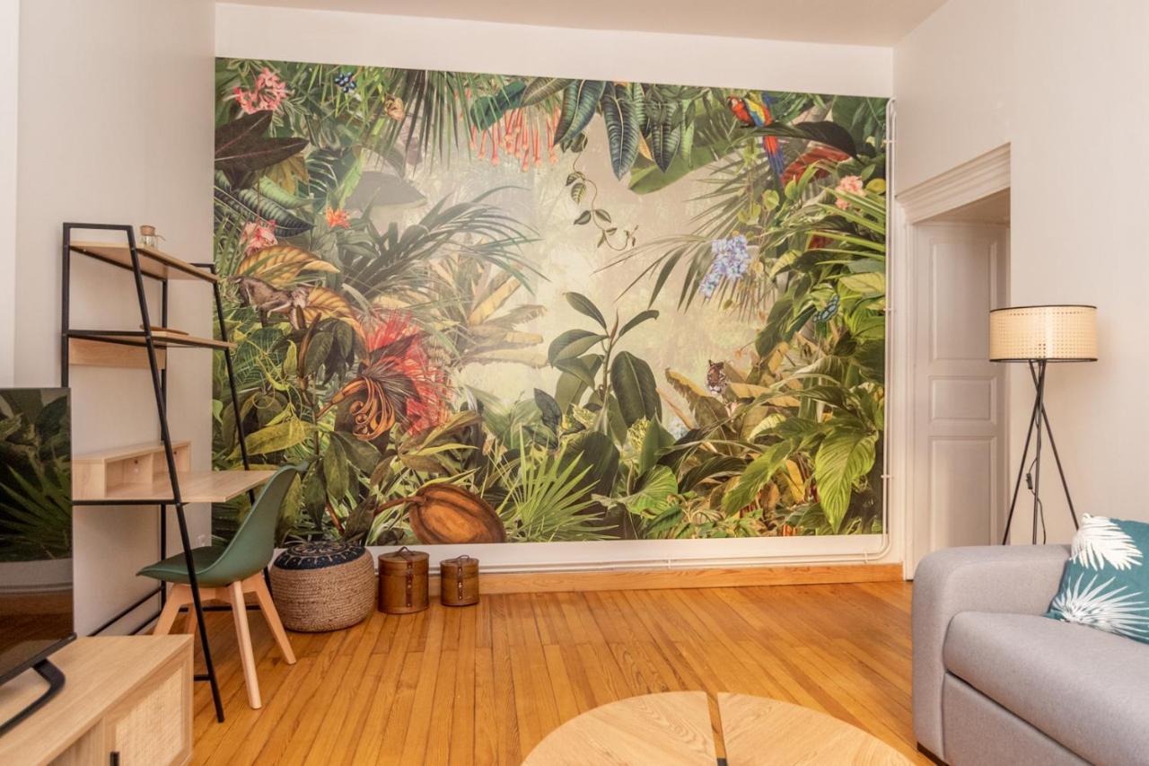 Appartement Cosy Au Centre Ville Avec Garage 샬롱쉬르송 외부 사진